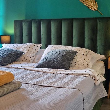 Apartment In The Smallest Town In The World Hum Ngoại thất bức ảnh