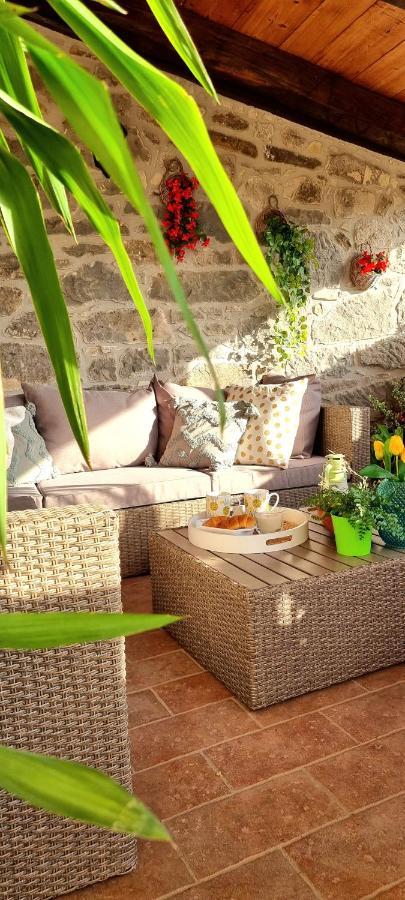 Apartment In The Smallest Town In The World Hum Ngoại thất bức ảnh