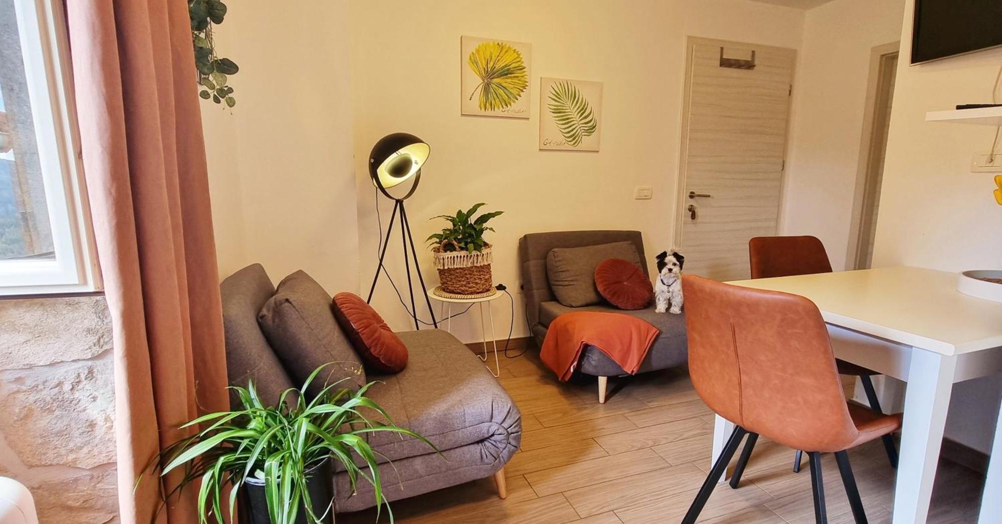 Apartment In The Smallest Town In The World Hum Ngoại thất bức ảnh
